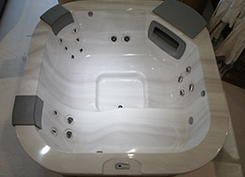 Гидромассажный спа бассейн Jacuzzi Delfi 190 х 190 х 80 см 26 форсунок 4 места Посветка Тэн или теплообменник